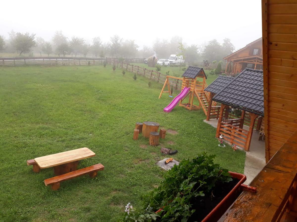 Willa Casa Cupcea Budeşti Zewnętrze zdjęcie